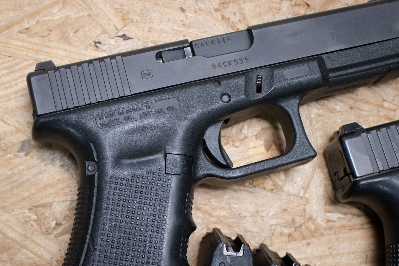 GLOCK 17 Gen4 9mm Police Trade-in Pistols (Fair Condition)